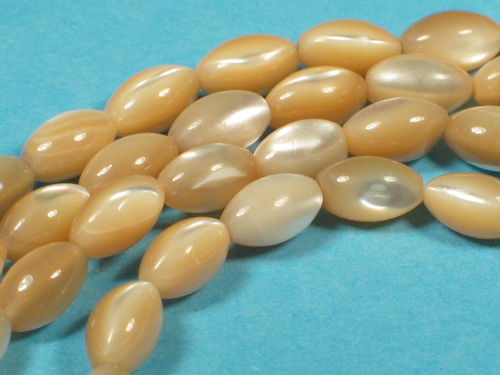 Tectus-Reiskorn-Beads beige ~0,8cm (x5)