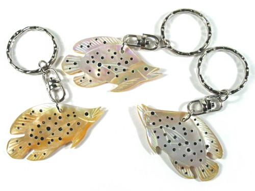 Keyring with nacre fish